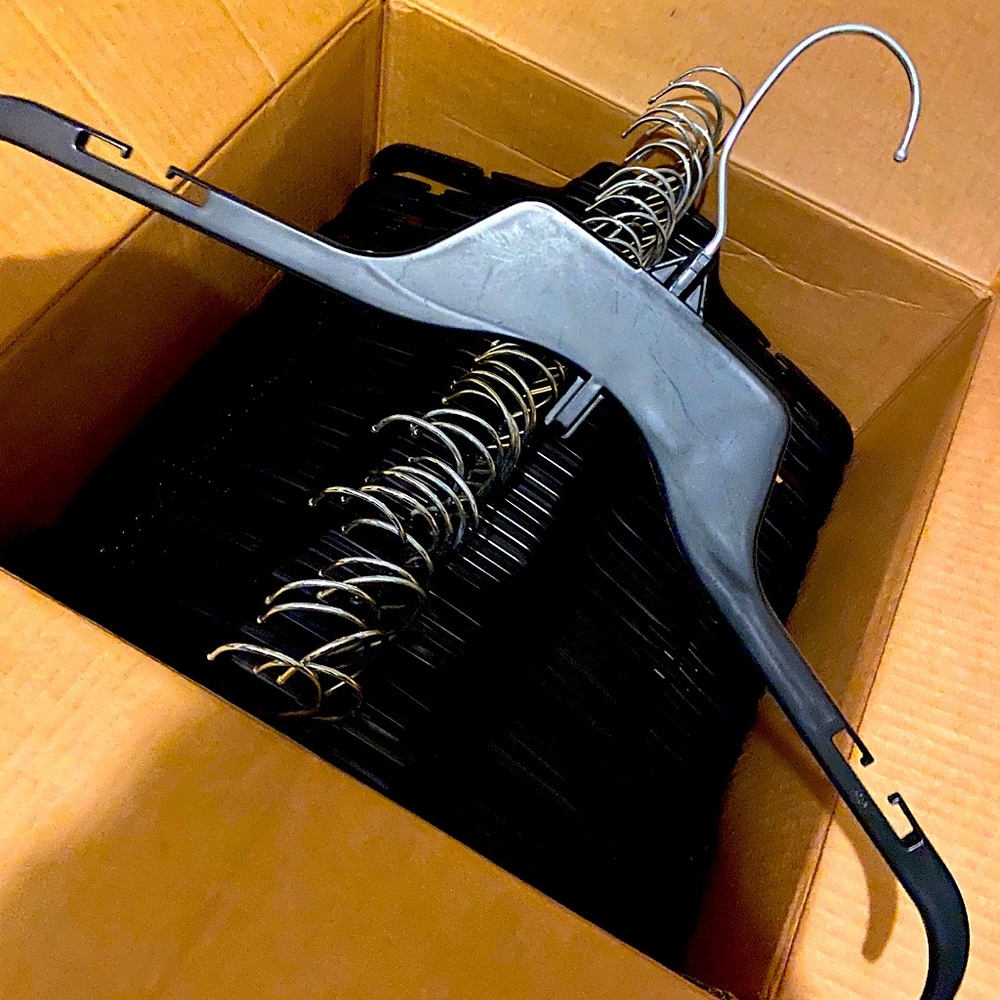 BOX OF 50* PLASTIC HANGERS